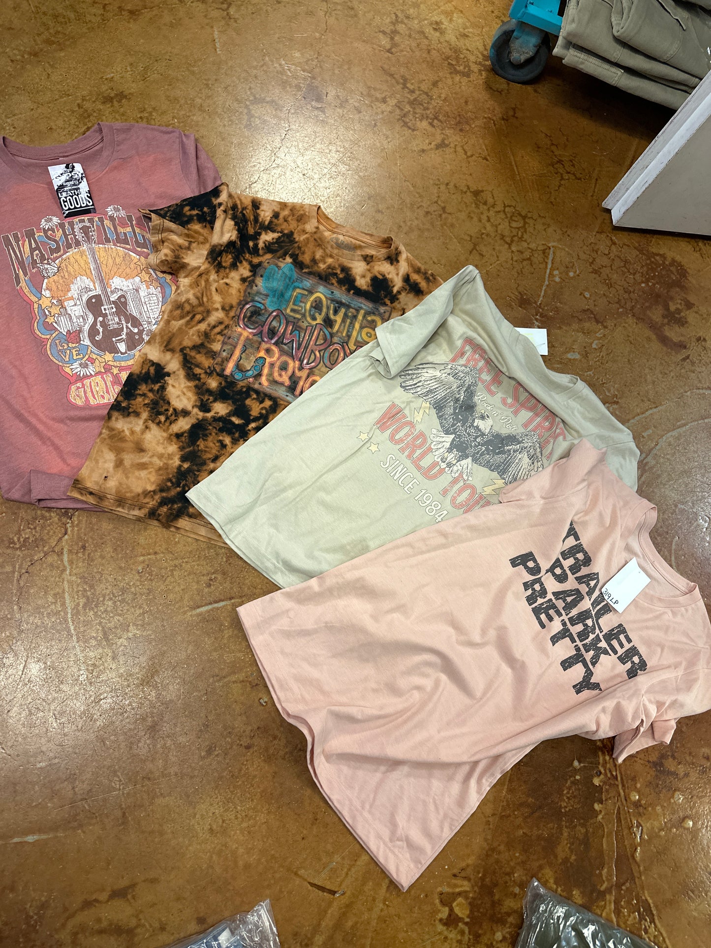 Tee shirt mix