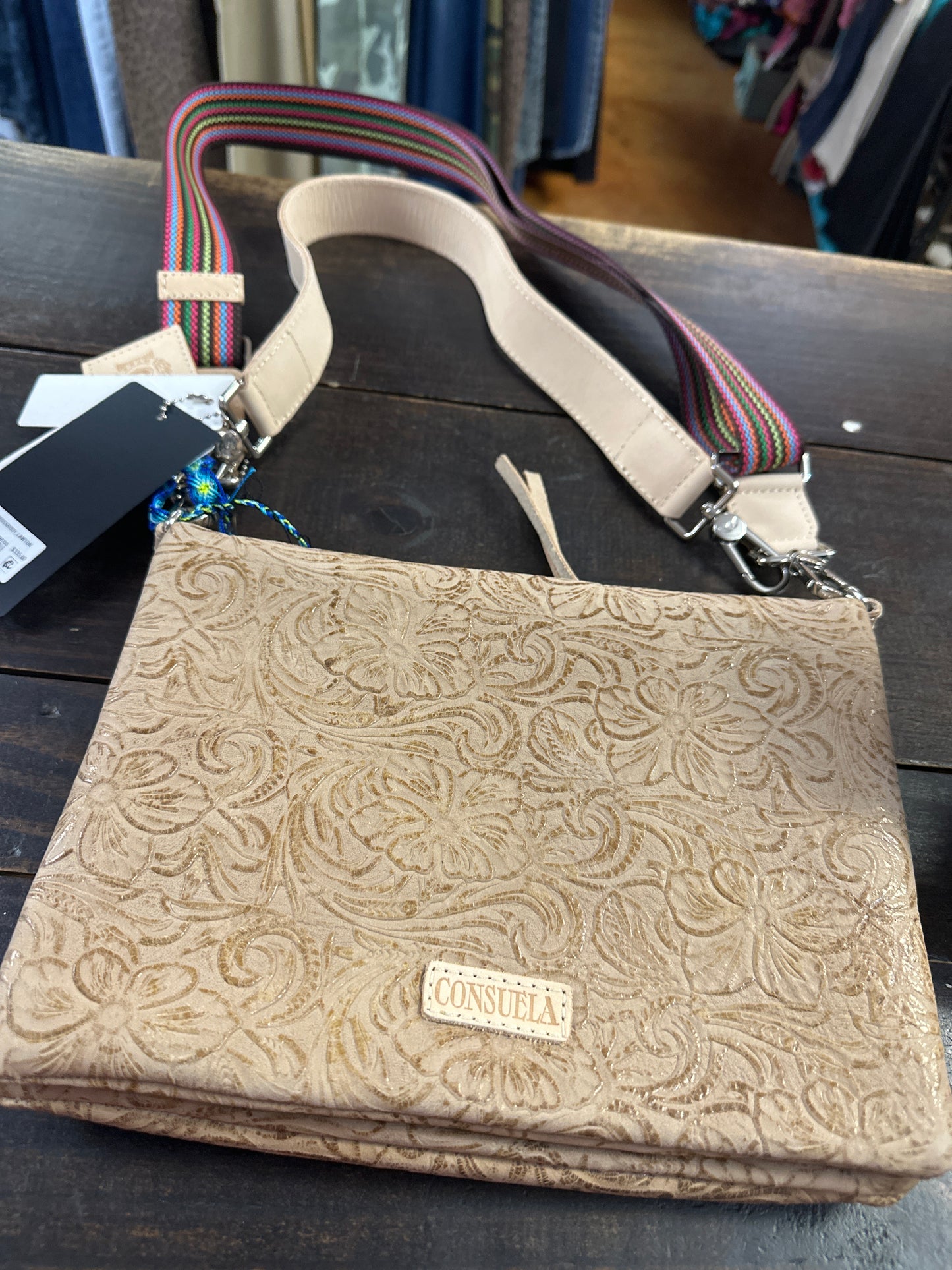 LAWTON, METRO CROSSBODY