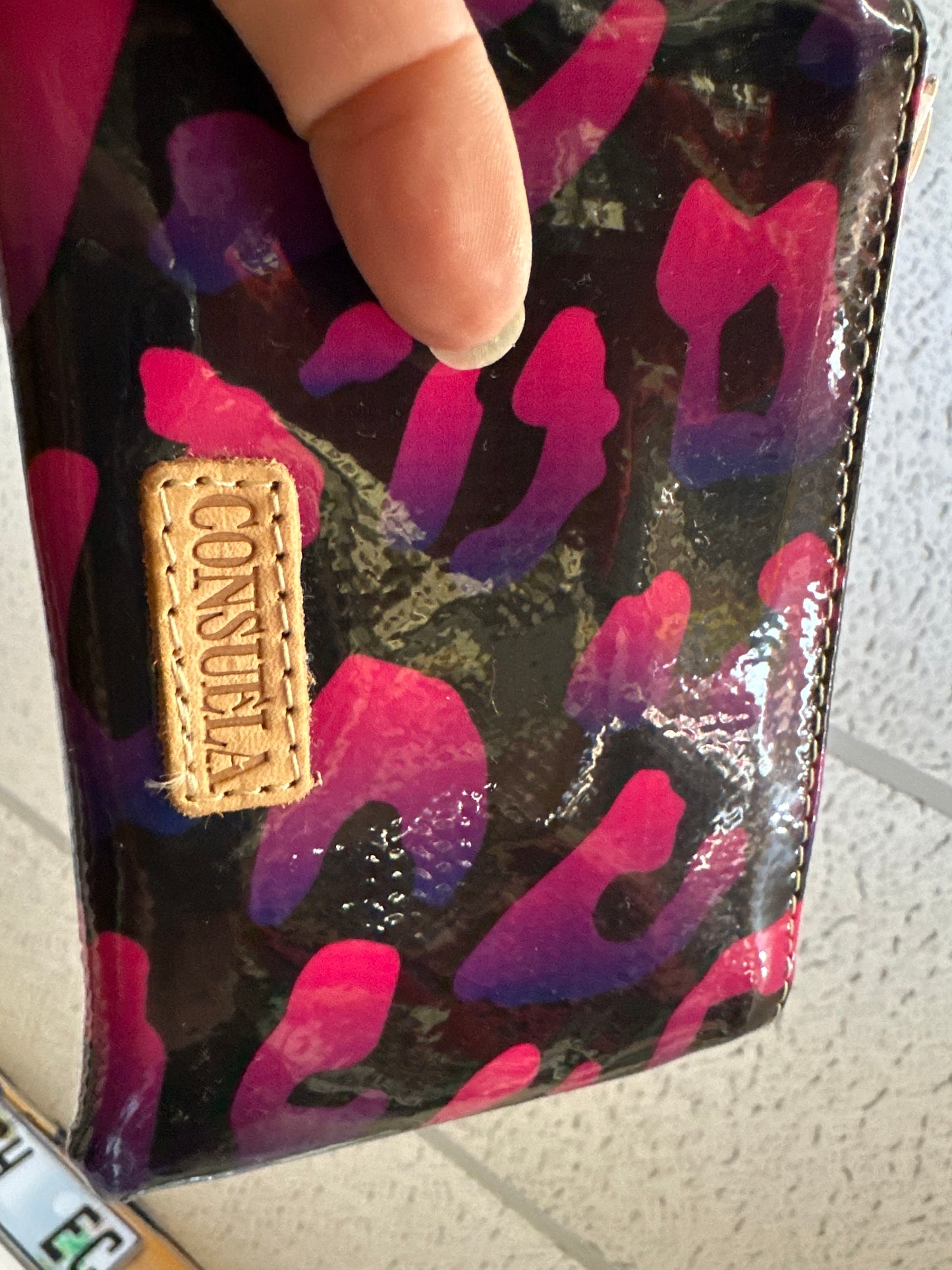 PEBBLE, pouch