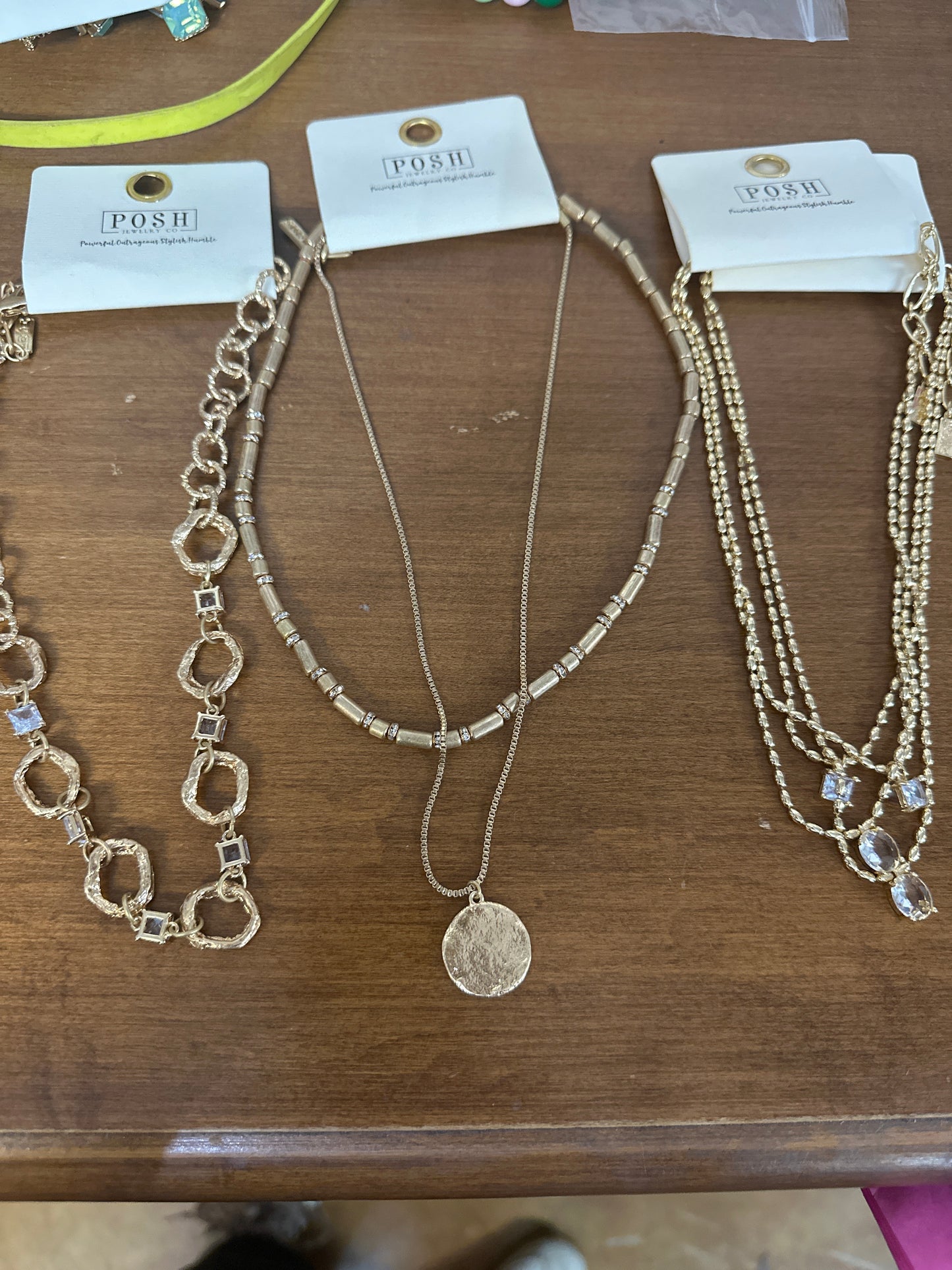 Posh necklace gold