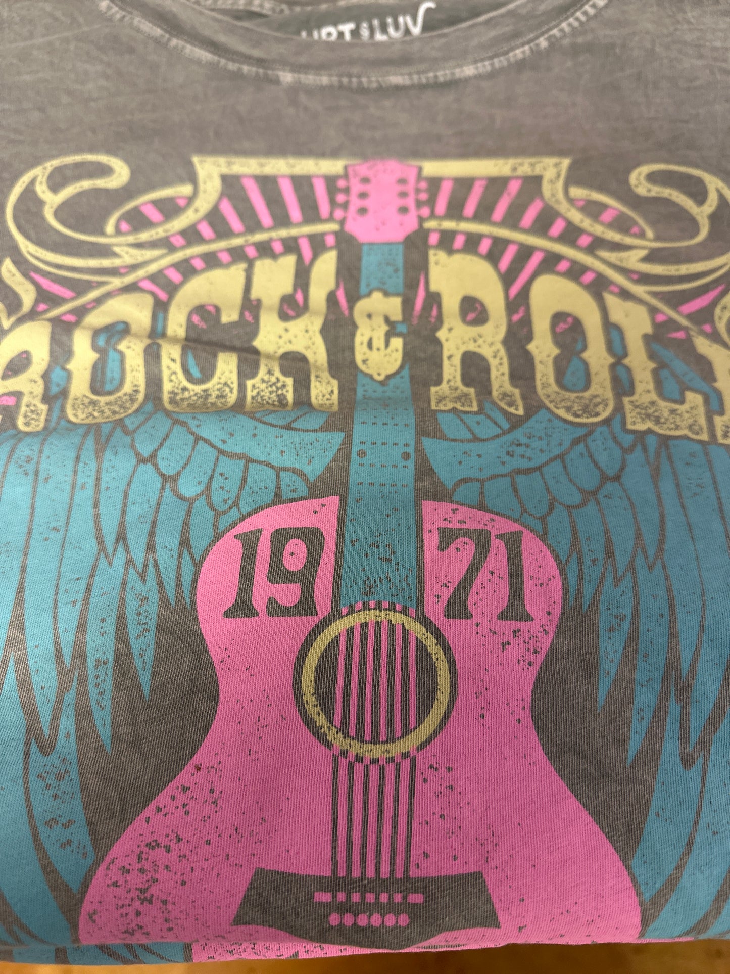 Rock n roll tee