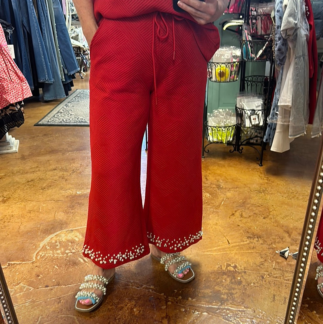Red pearl cropped 7240
