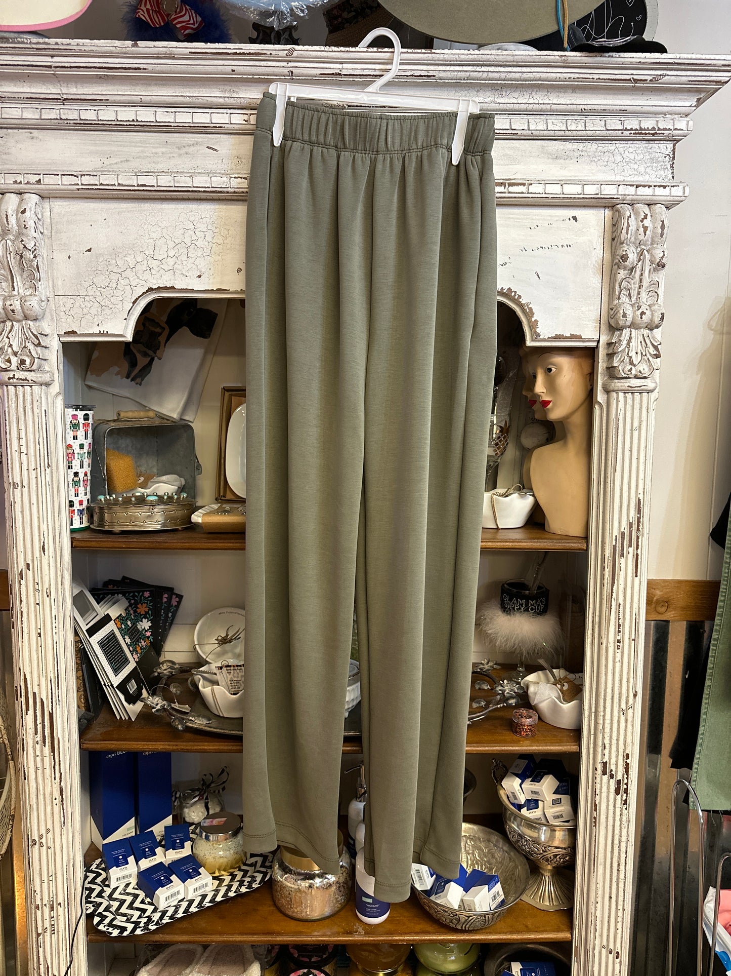 Olive Active pants