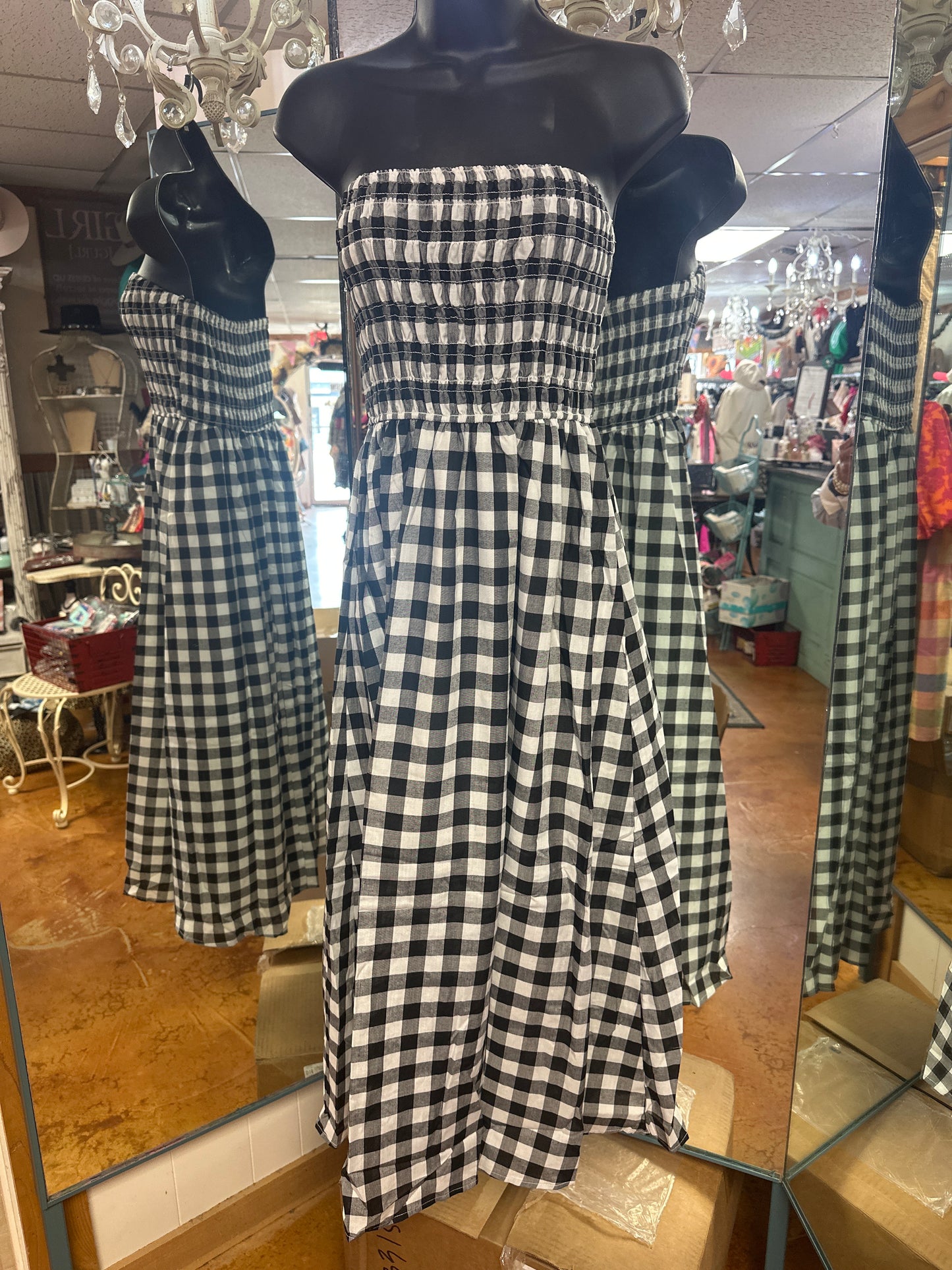 Checked strapless dress