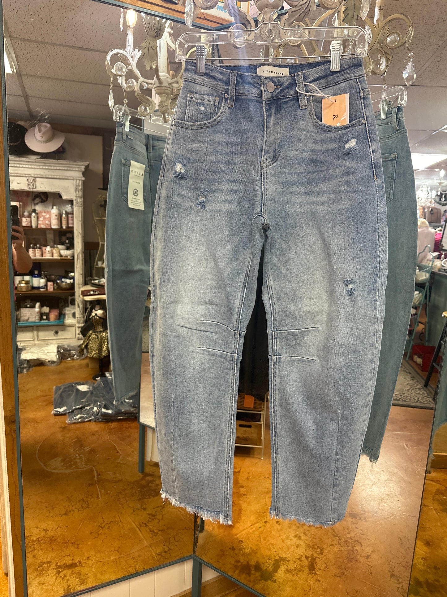 Slouchy cropped barrel