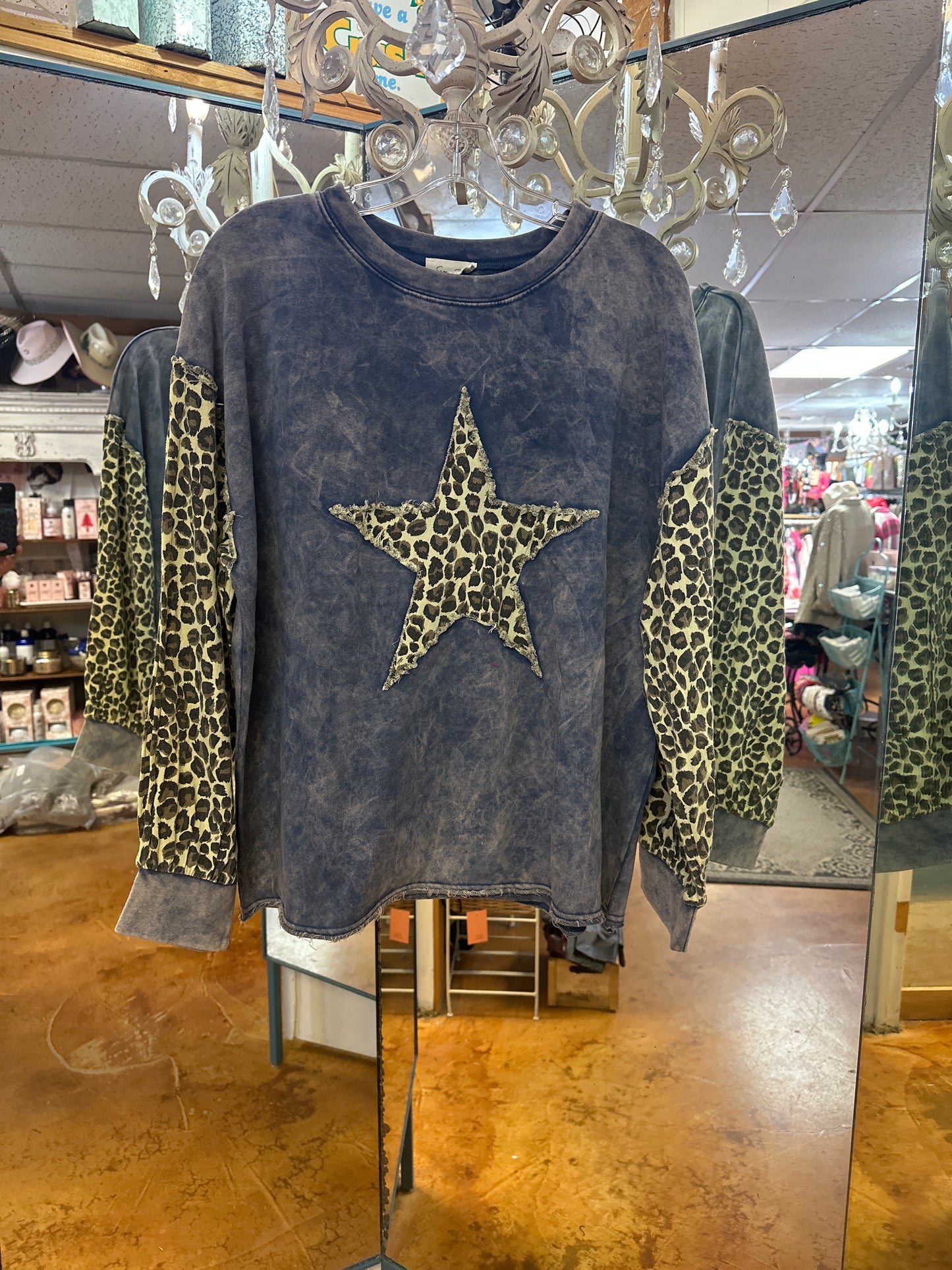 Leopard star shirt