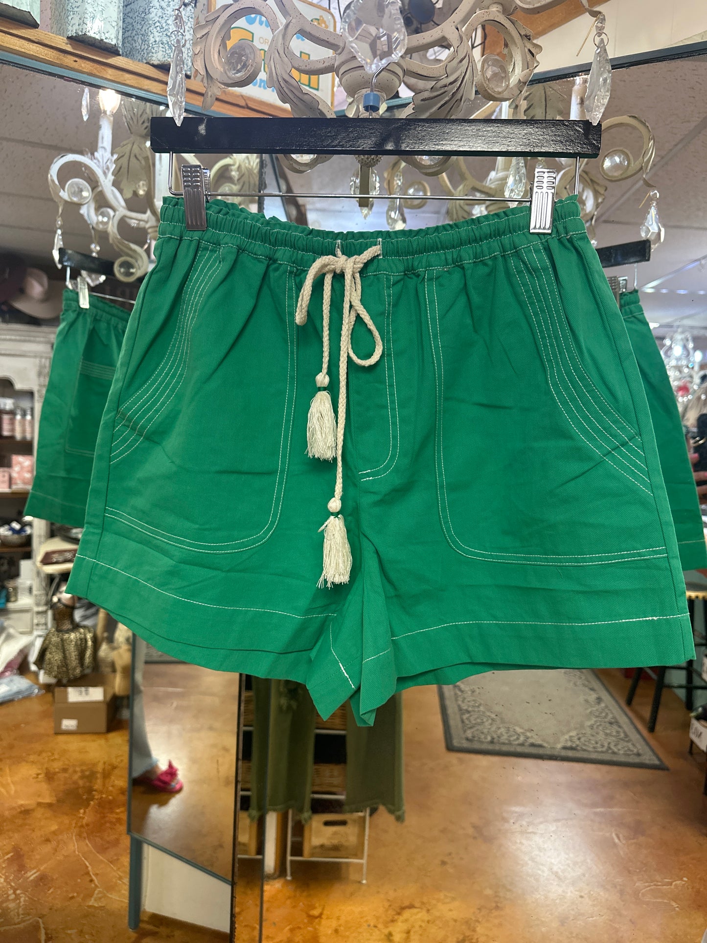Green drawstring short