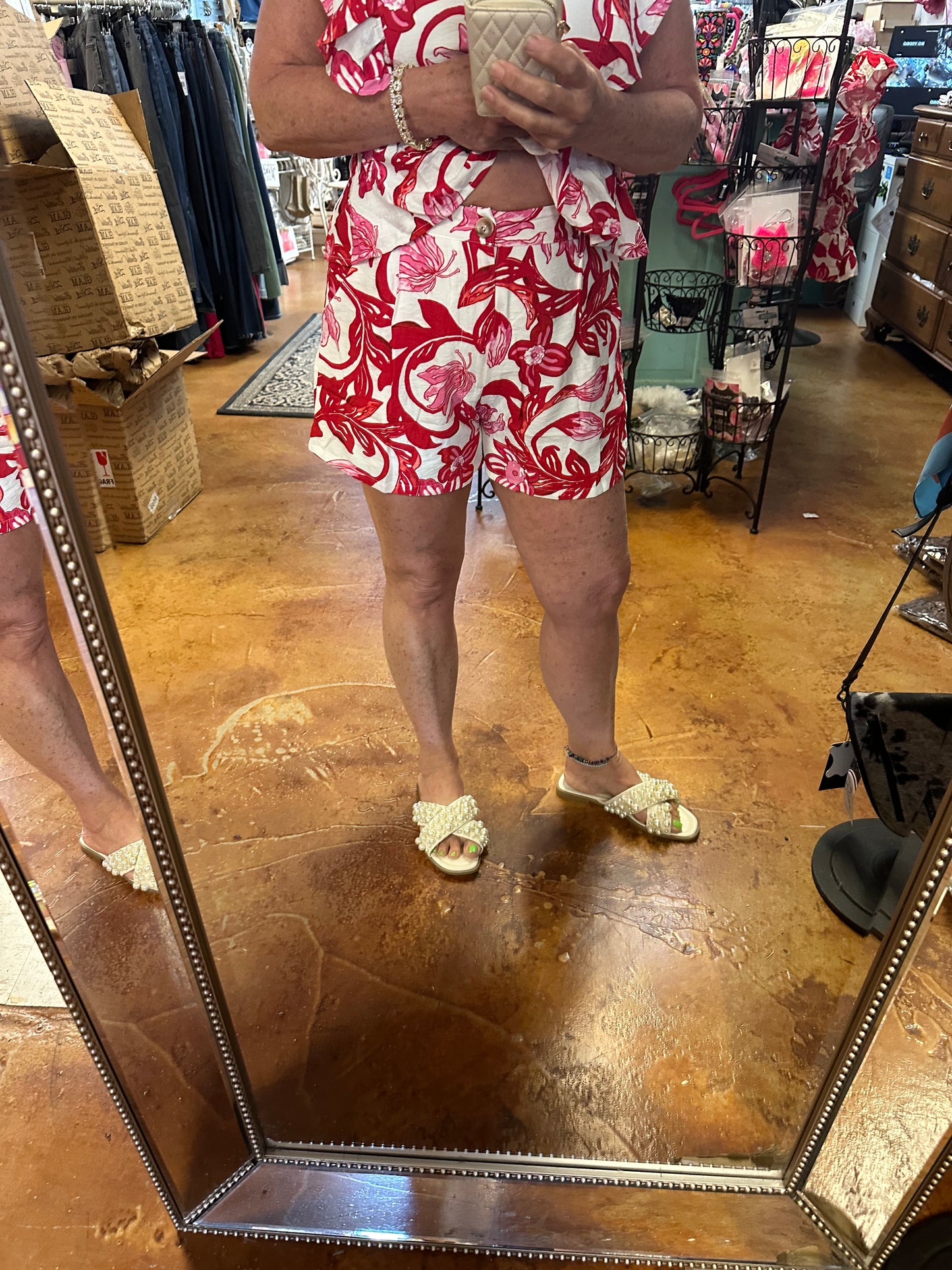 Hibiscus short
