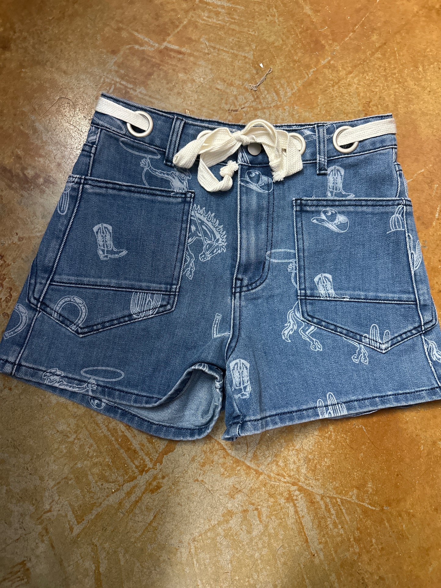 Western print short