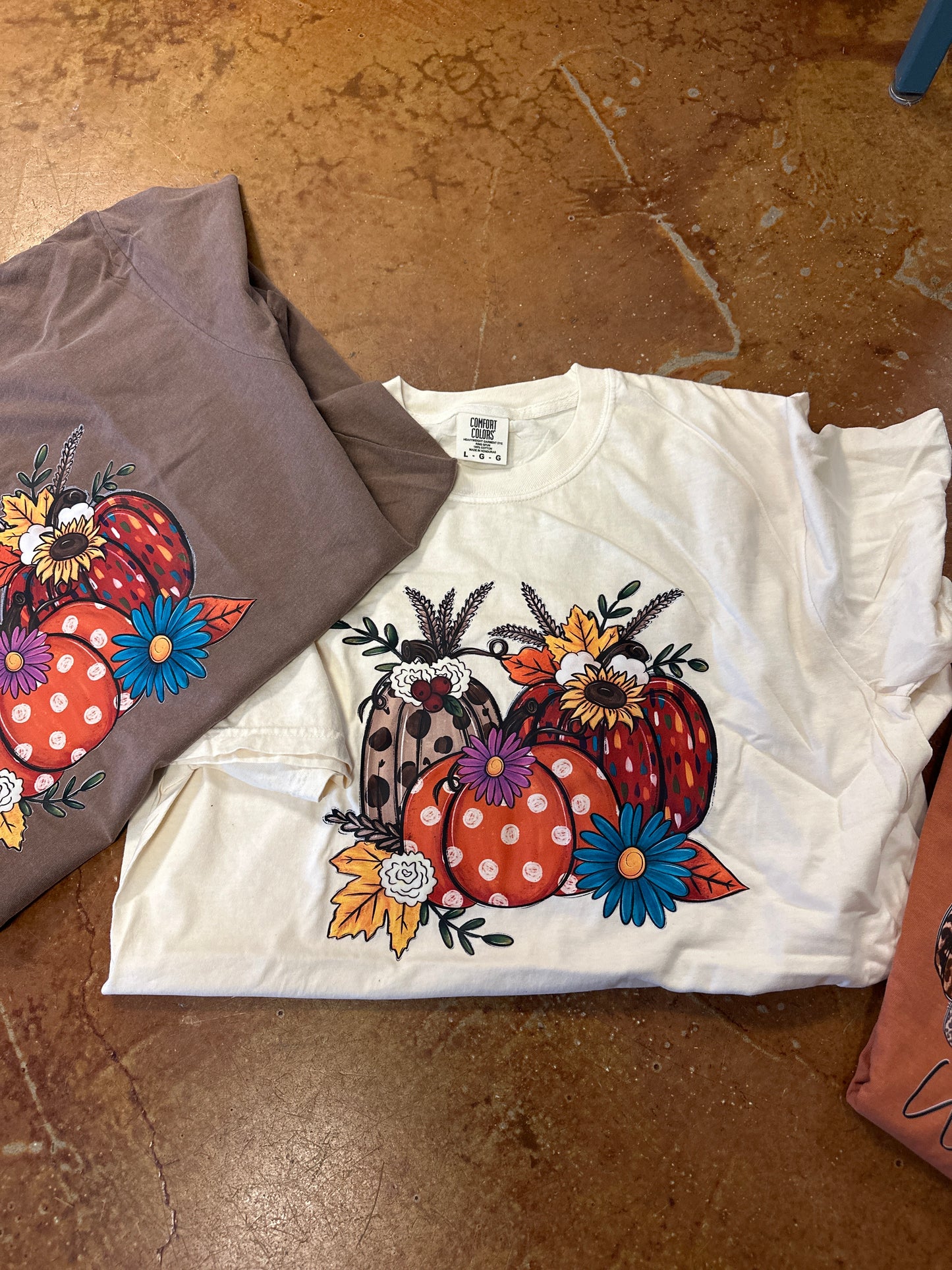 Pumpkin tees