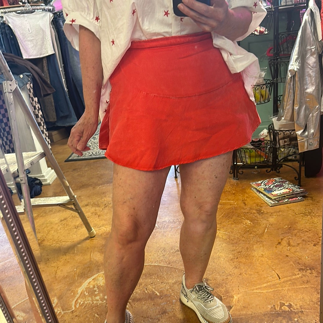 Red skort 1103