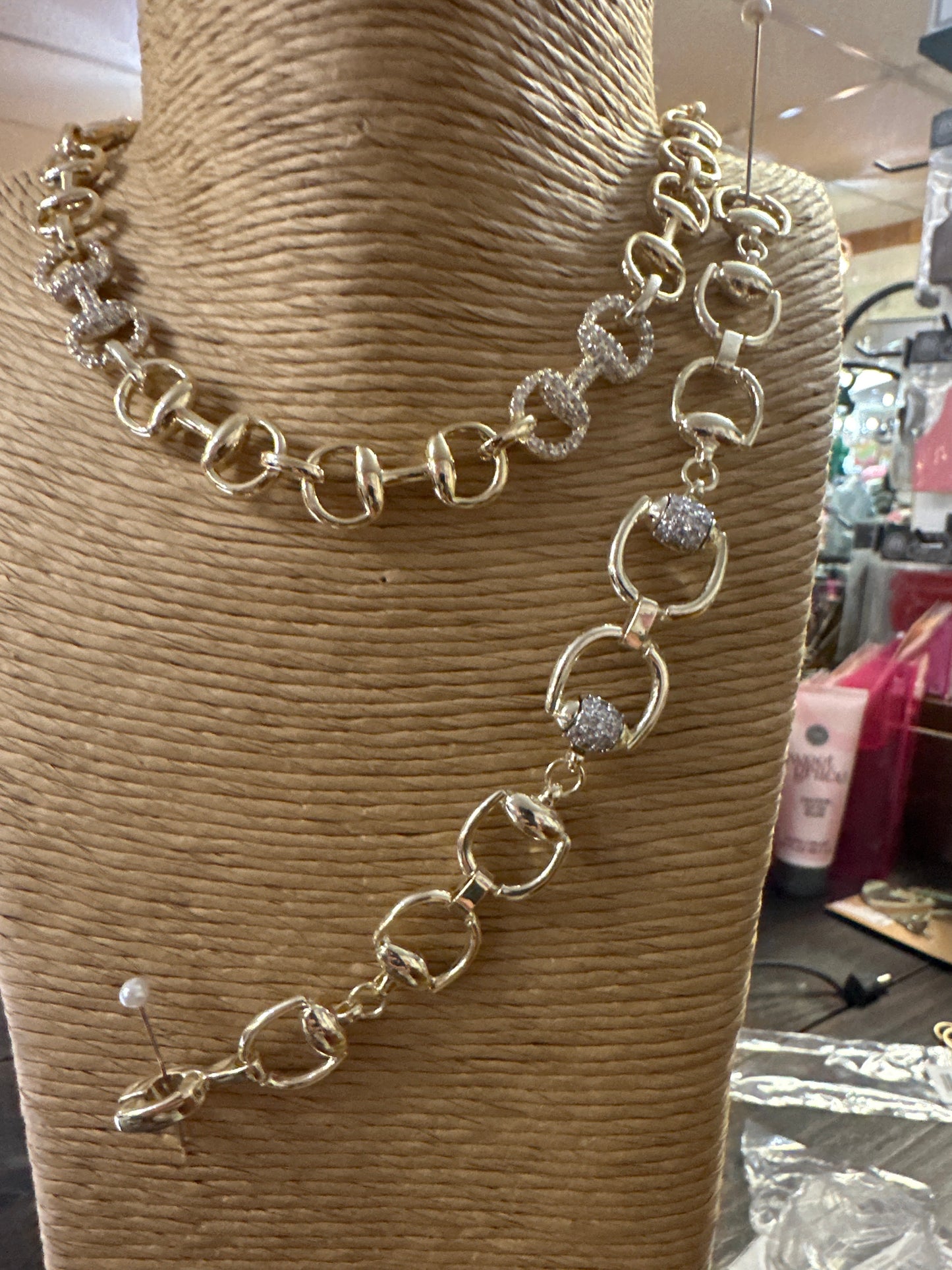 Gold link bling