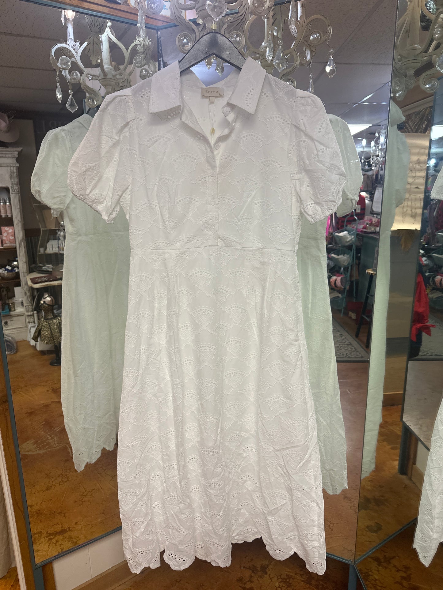 eyelet ￼dress