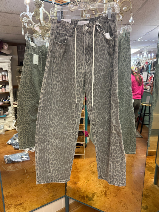 Grey Leopard barrel