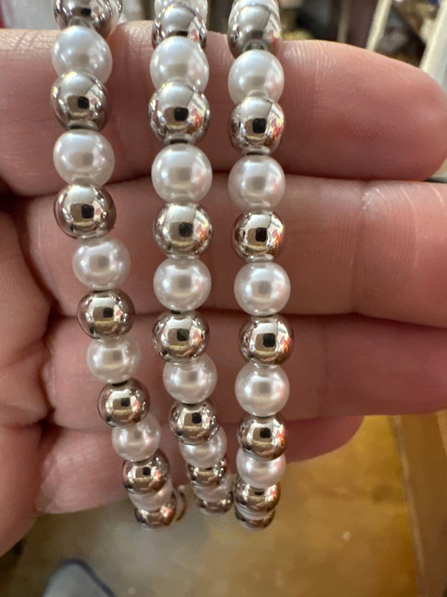 Silver & pearl bracelet