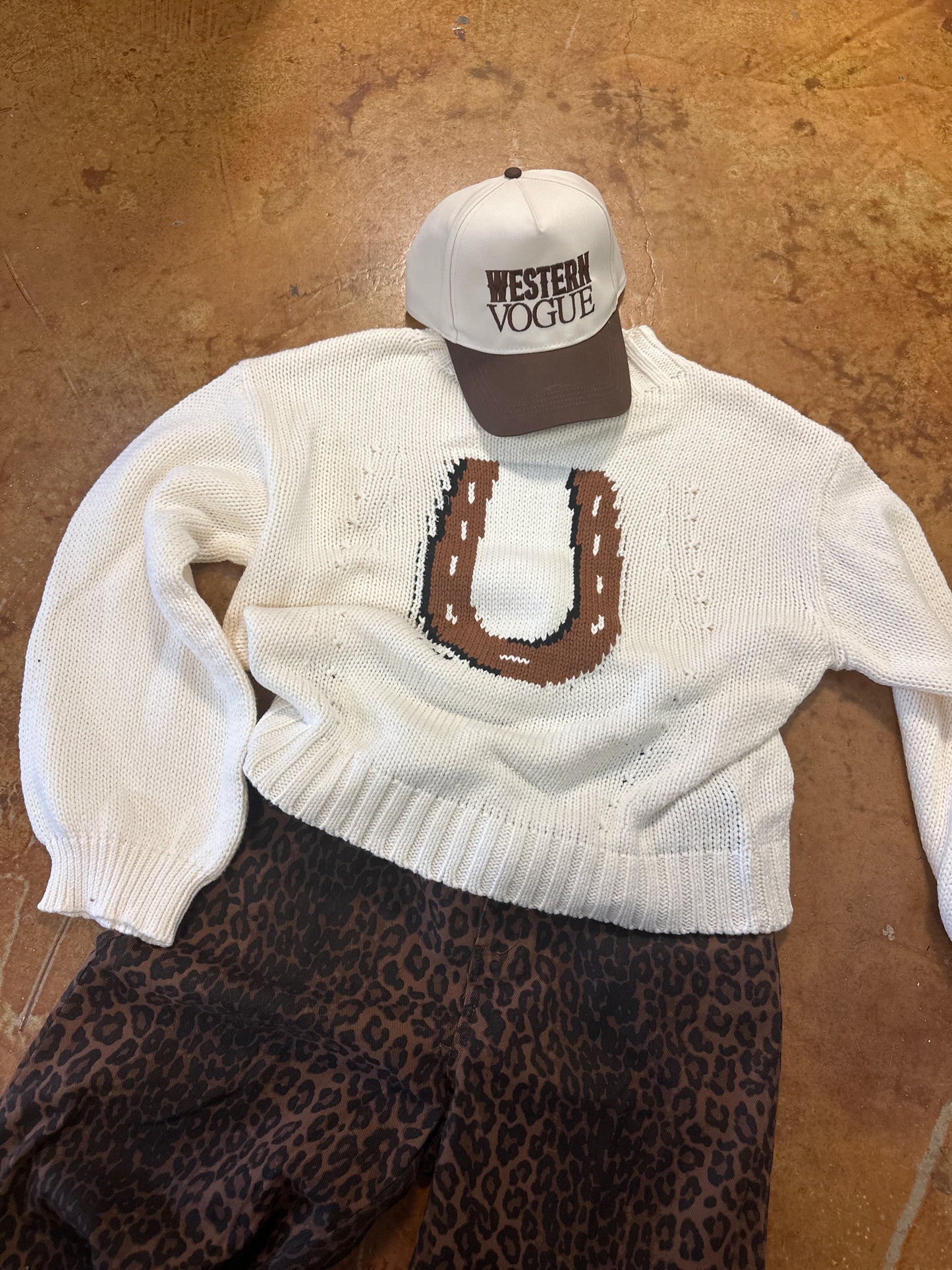 Horseshoe sweater