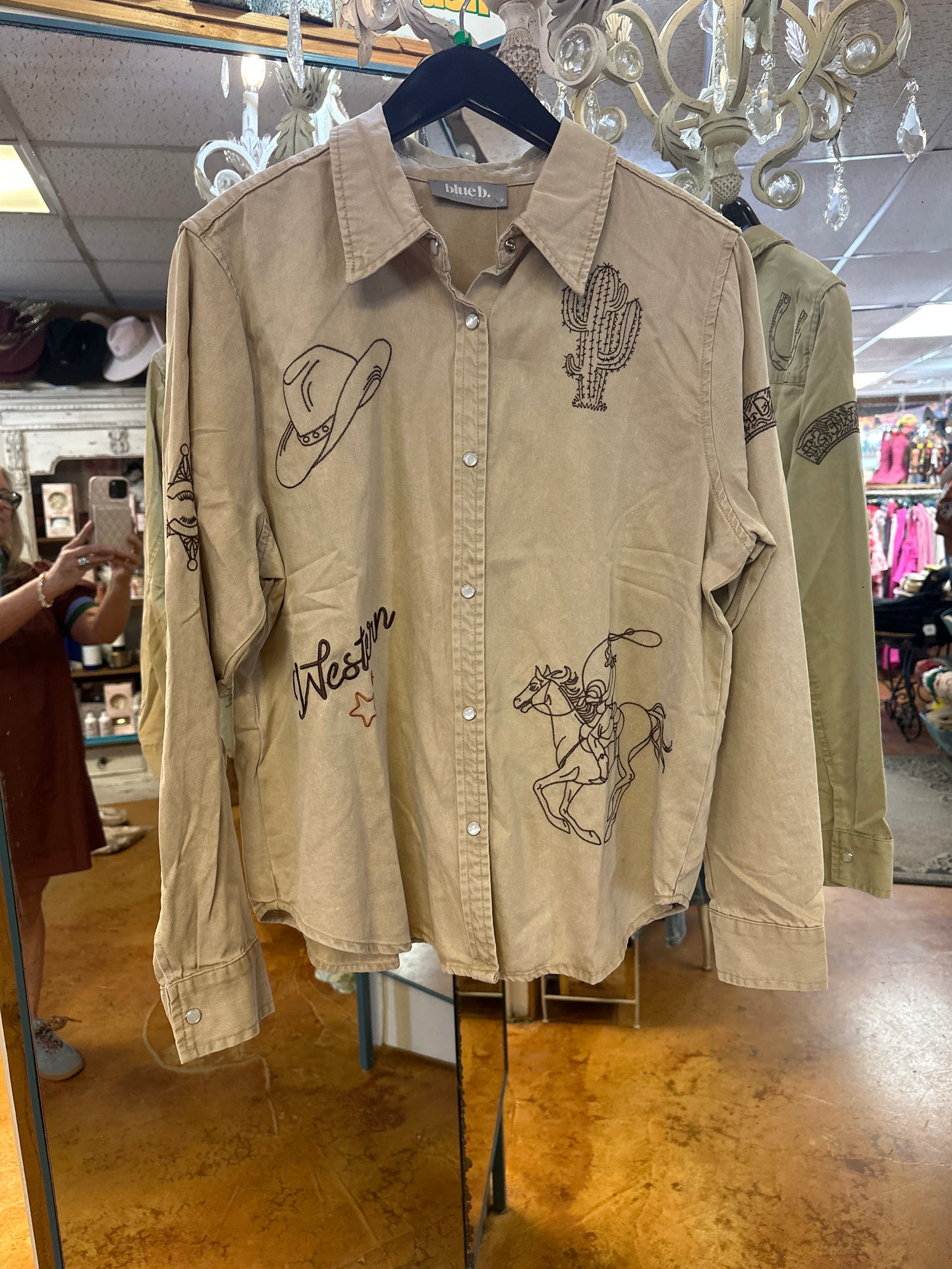 Western pearl snap