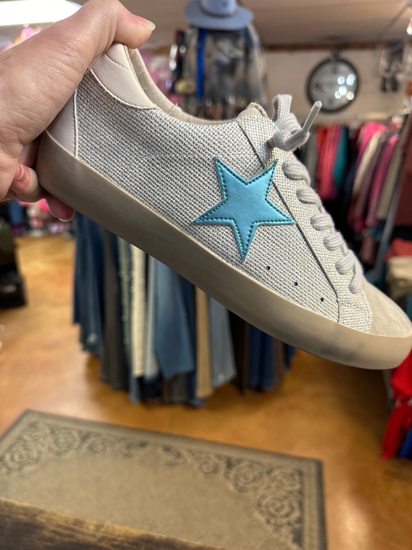 Paula Tennis shoe