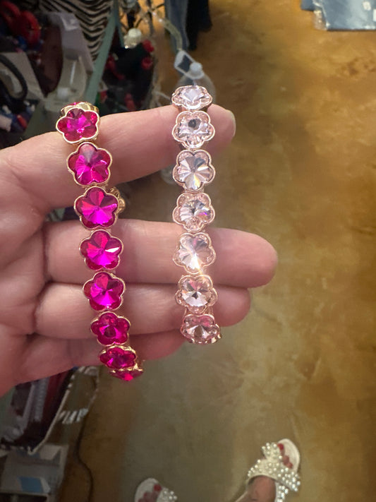 Pink stretch bracelet