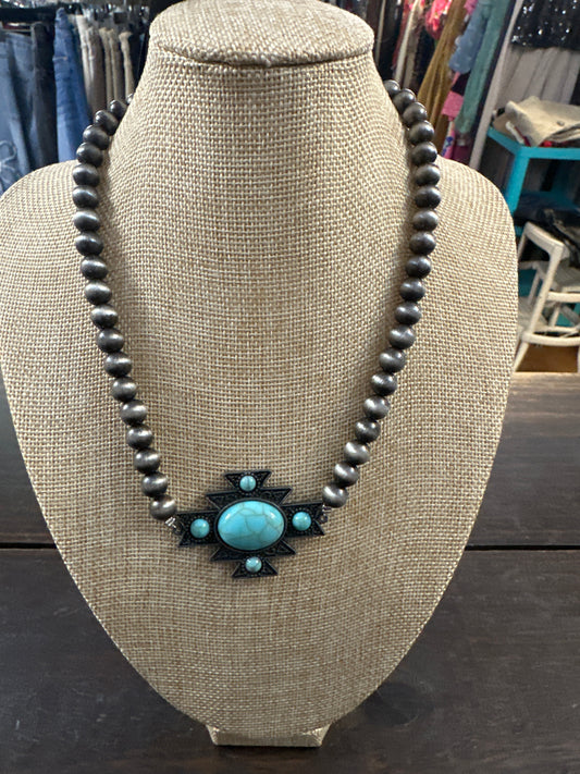Navaho turquoise necklace