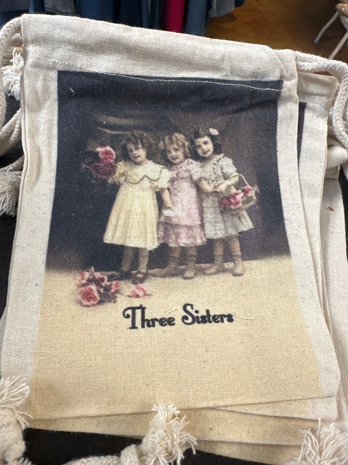Drawstring gift bags