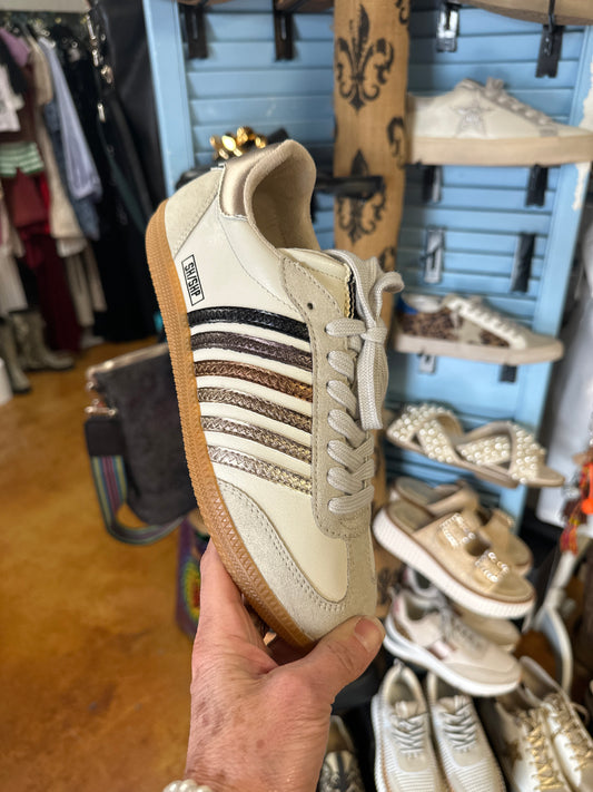 Stevie Tennis shoe