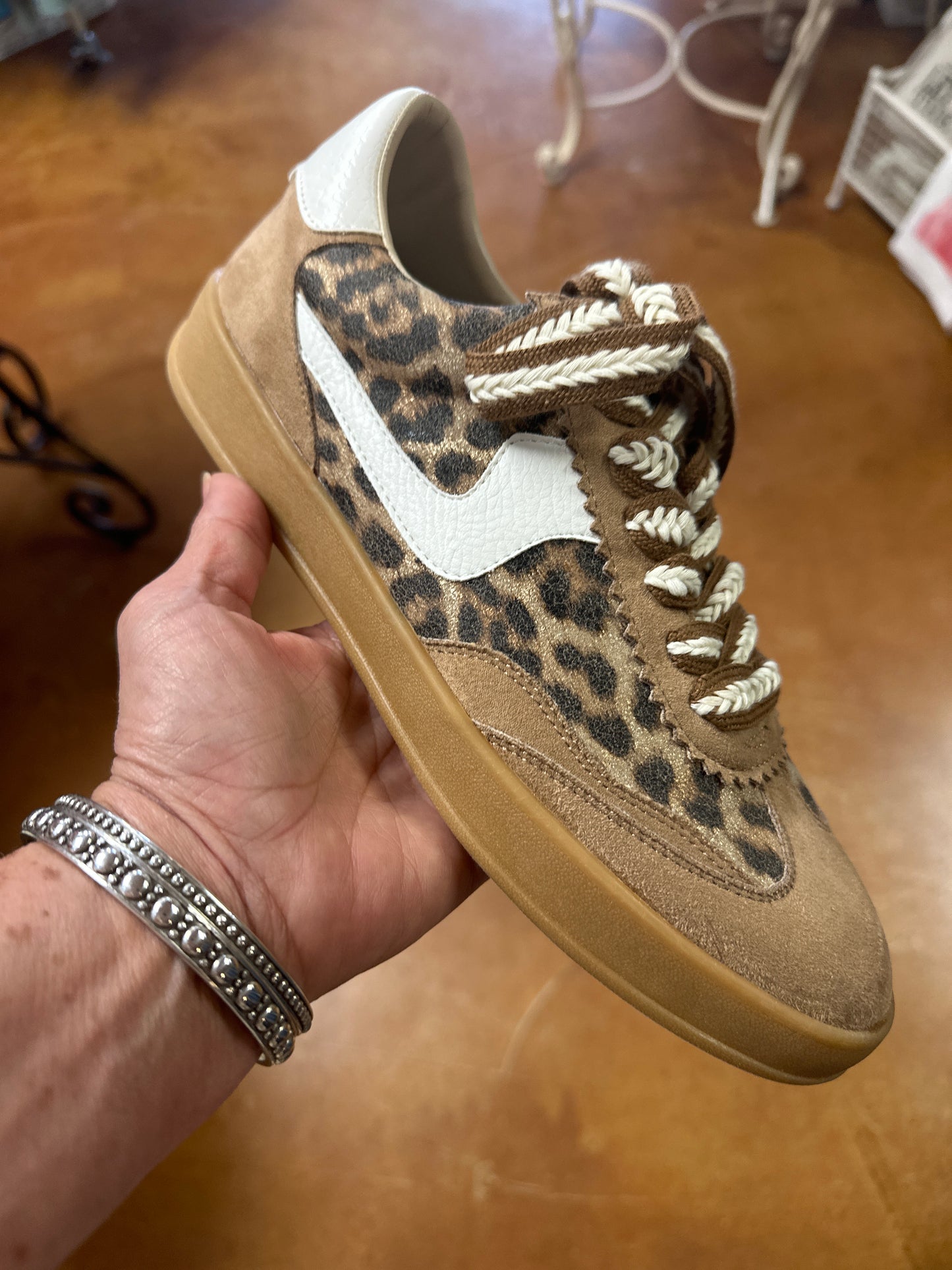 Leopard Tennis