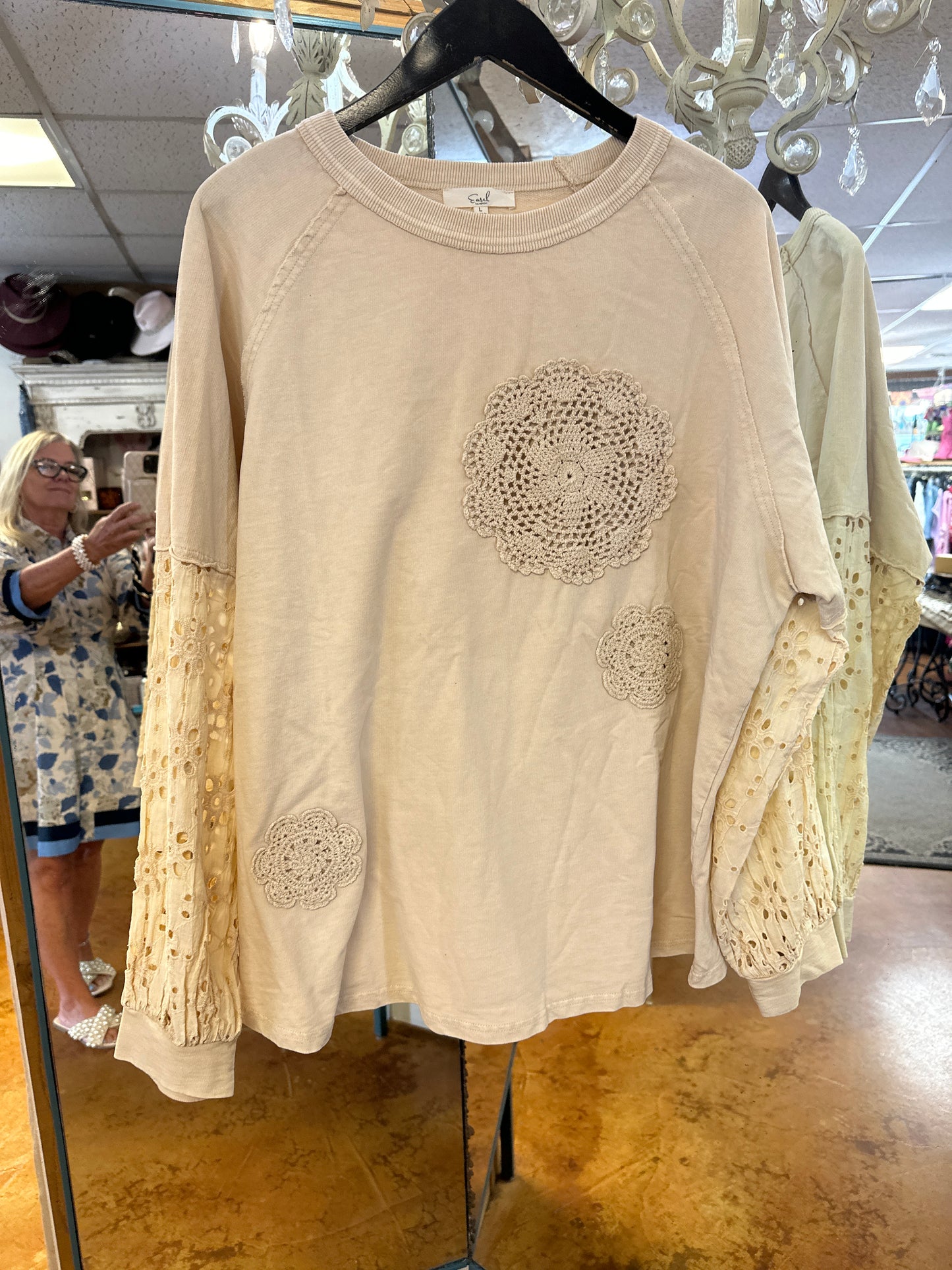 Cream batten-burg top