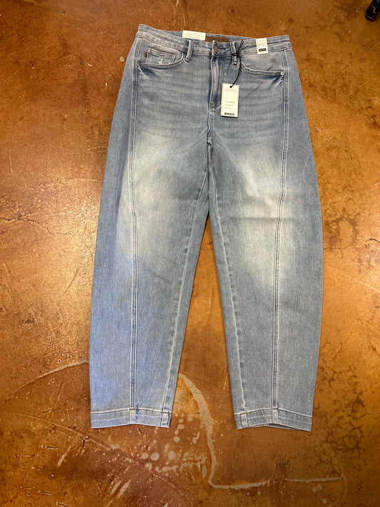 Judy Blue Barrel Jean