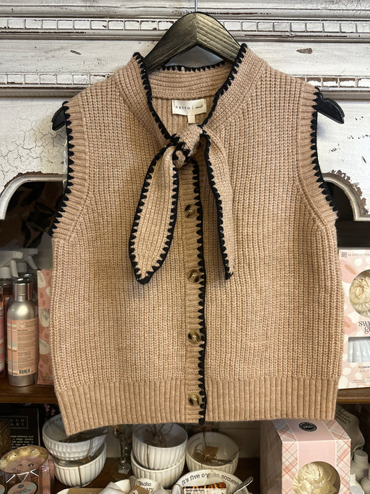 Sweater vest