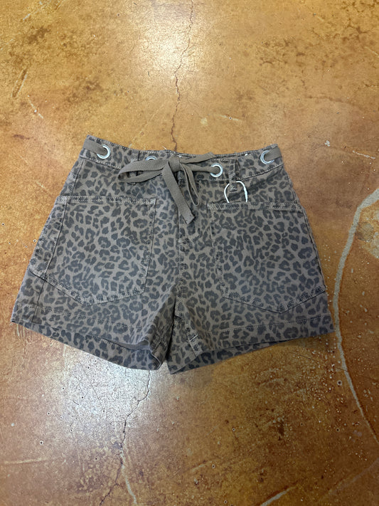 Leopard barrel shorts