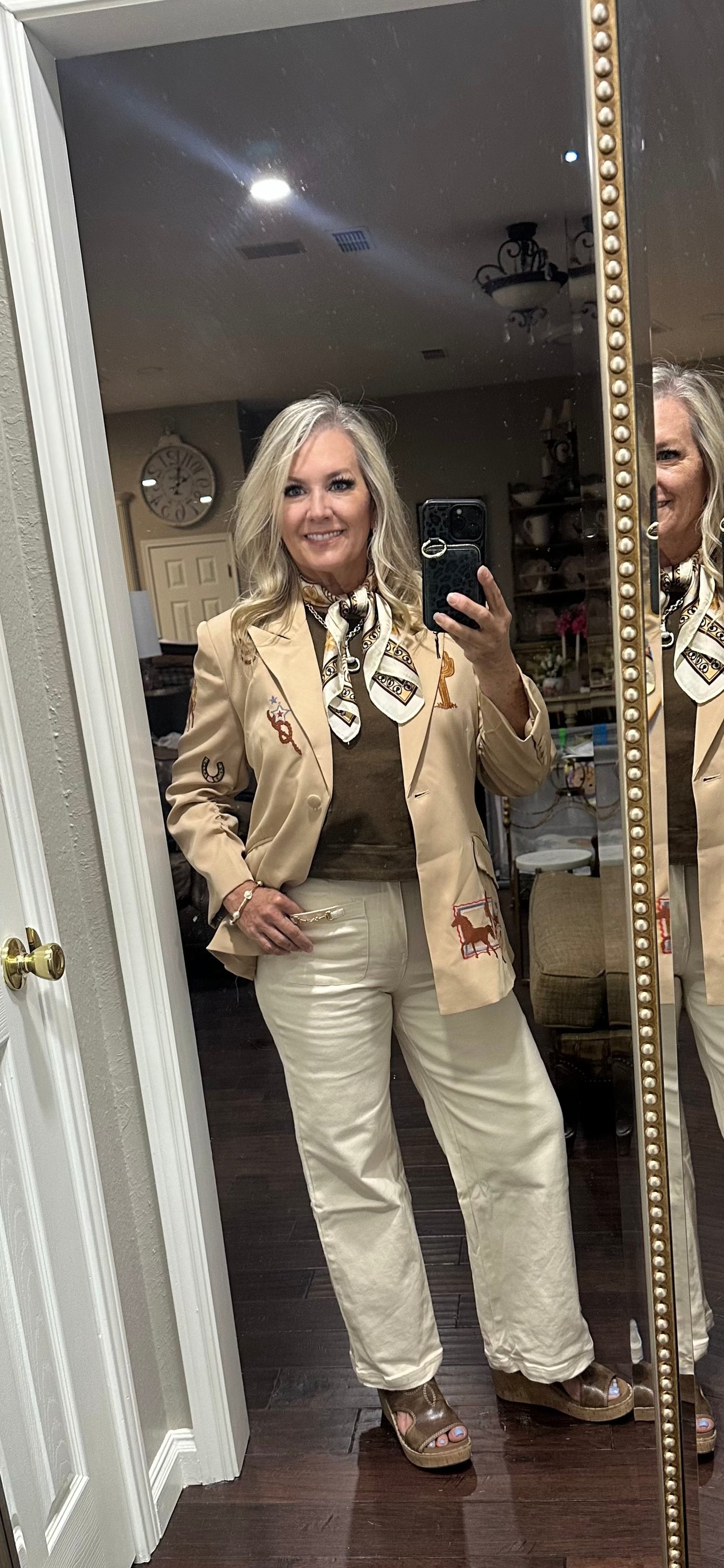 Buckle pants