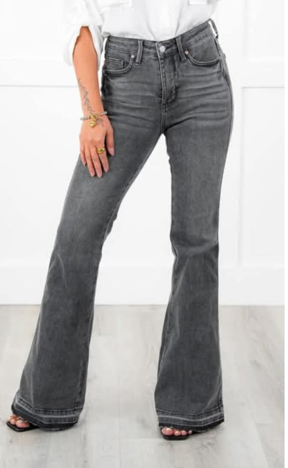 Black Distressed Judy Blues