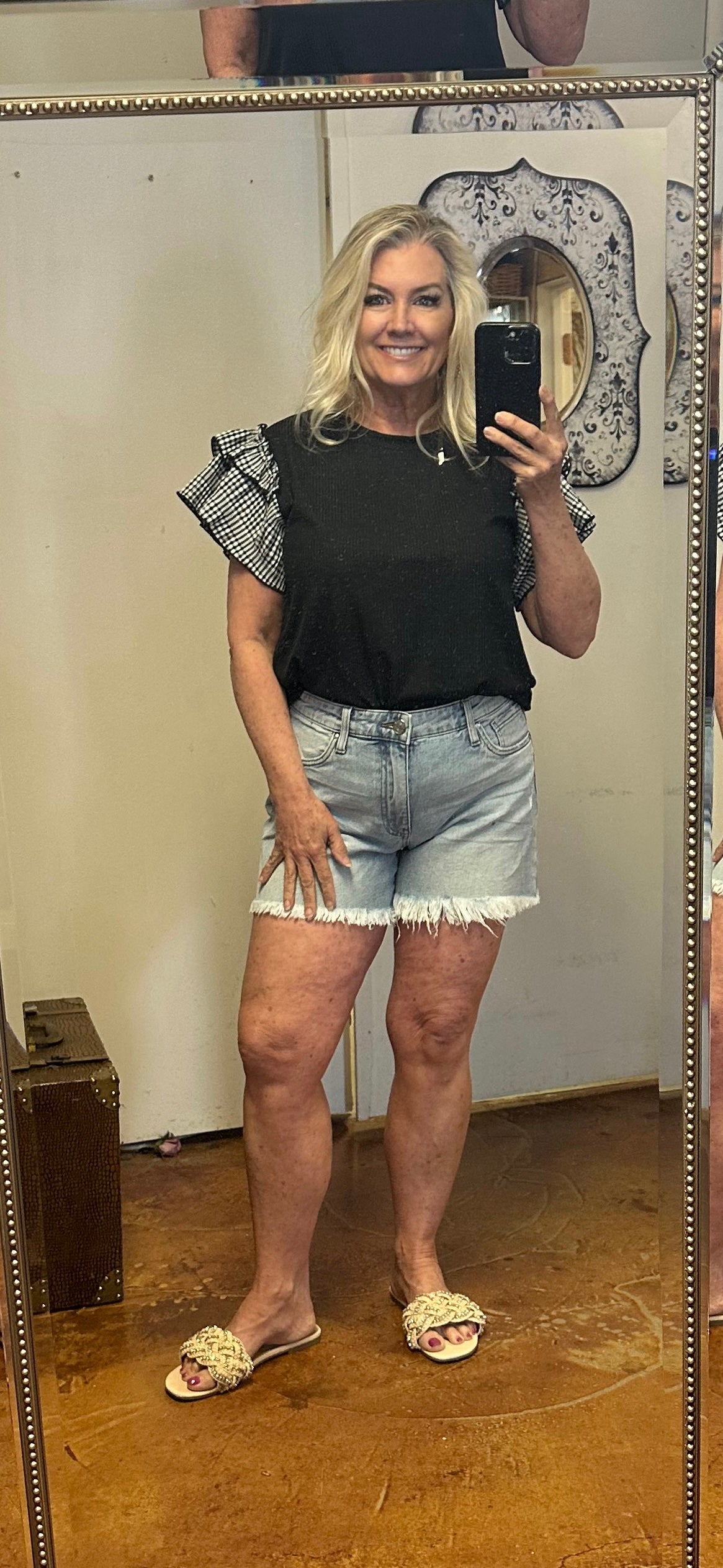 Black ME top