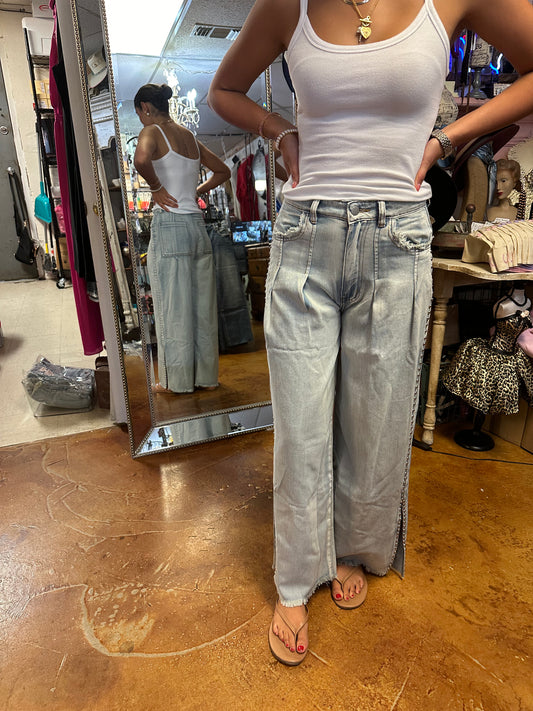 Denim stud jeans