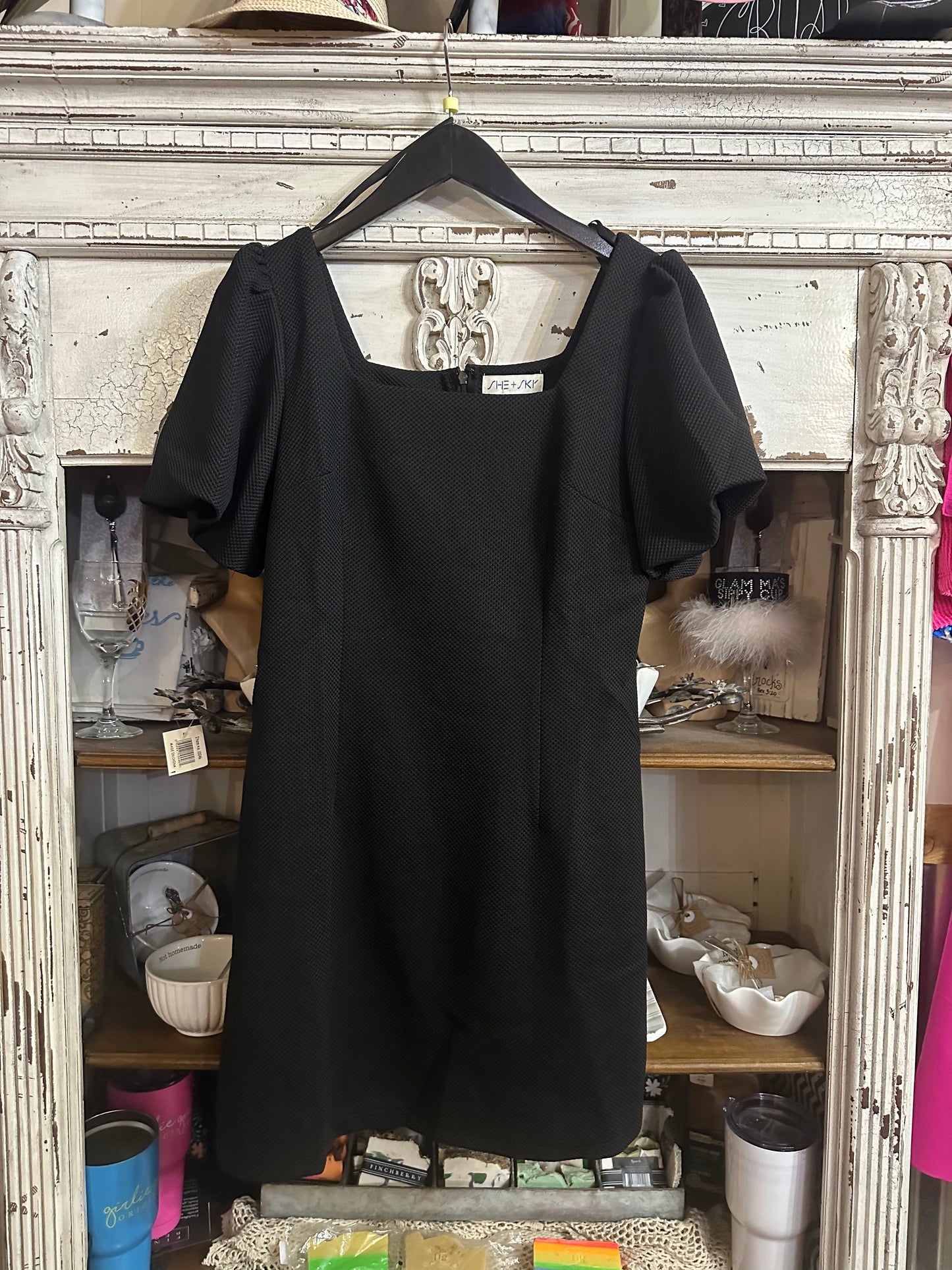 Black bodycon dress