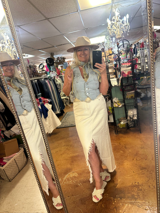 Cream denim skirt