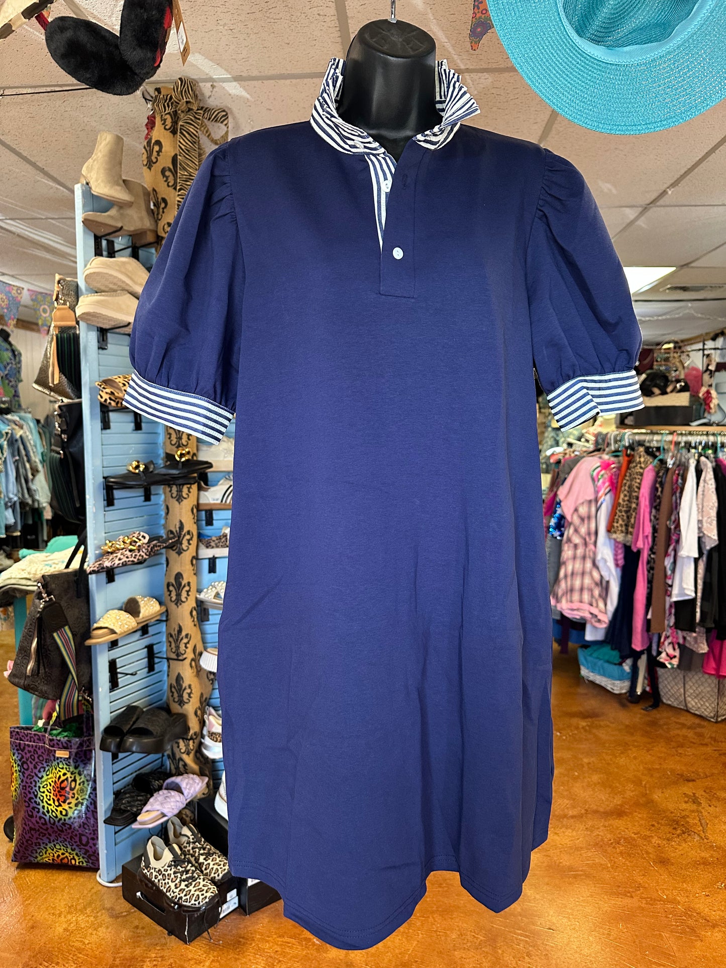 Colonial dress