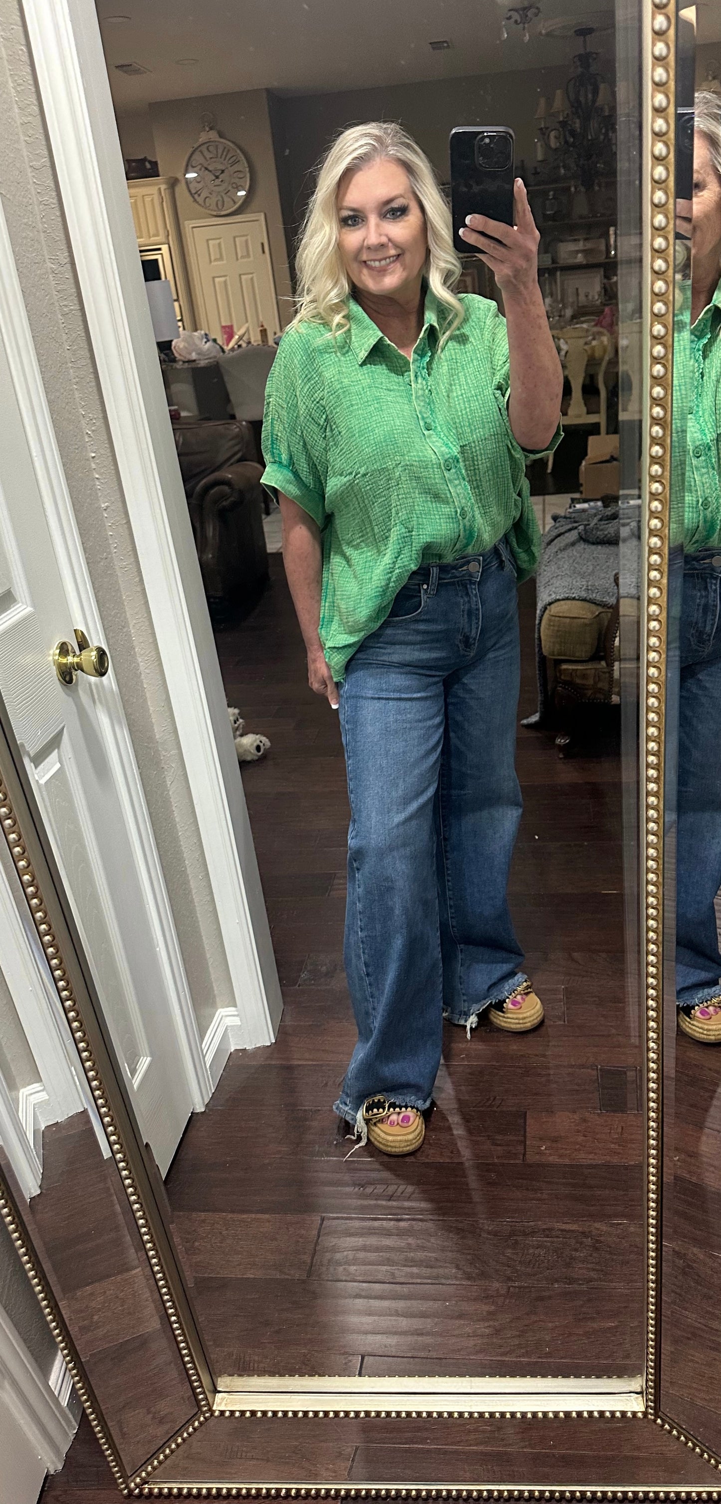 Mineral Washed Gauze Fabric Top.